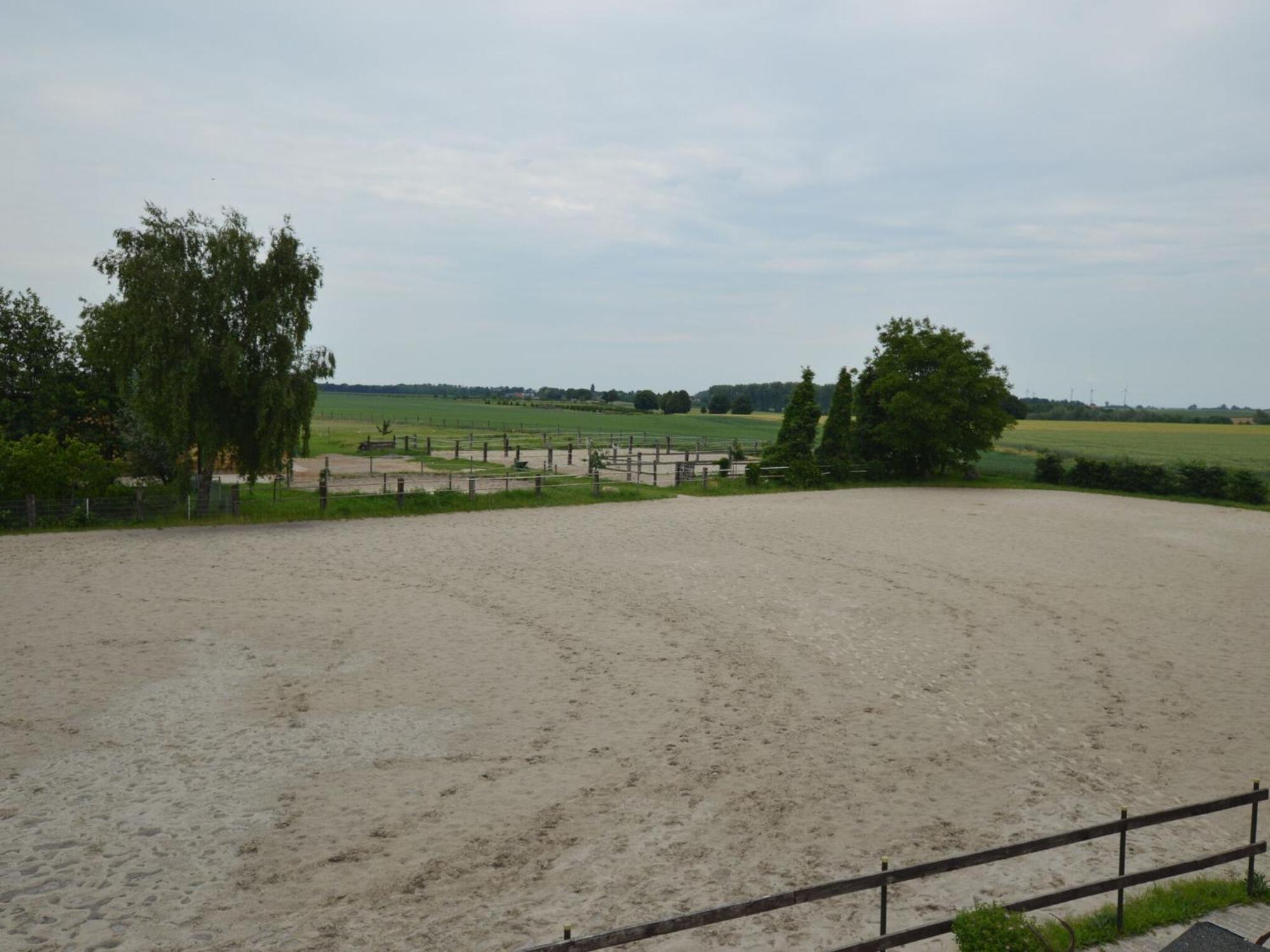 Holiday Home On A Farm Near Duesseldorf Juchen Exterior photo
